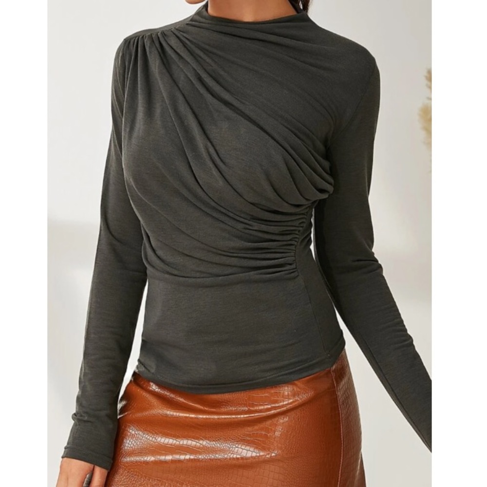 Apricot minimalist ruched blouse - Picture 15 of 16